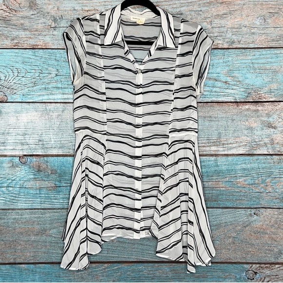 Anthropologie Meadow Rue Tunic Top S Walking Tour Semi Sheer Black White Hi Low - Picture 2 of 10